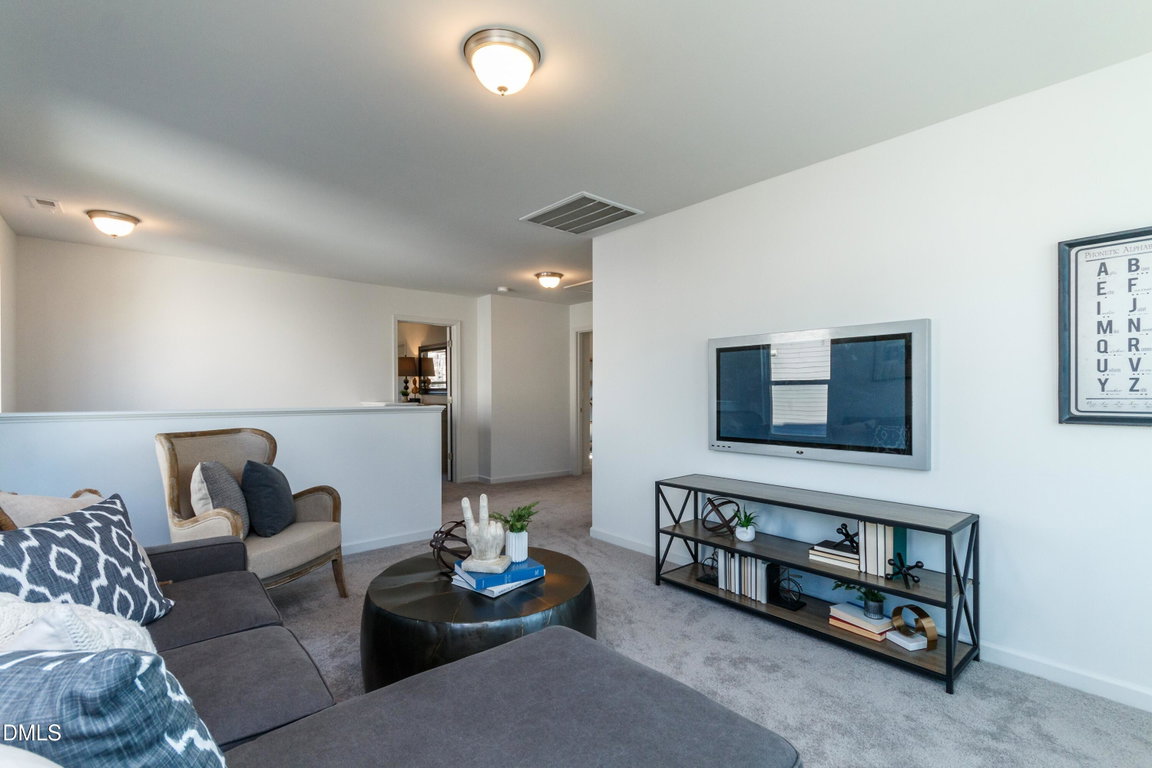 185 Ember Street — photo 8