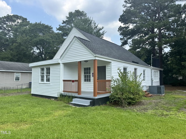 Single Family Residence in Rocky Mount, NC