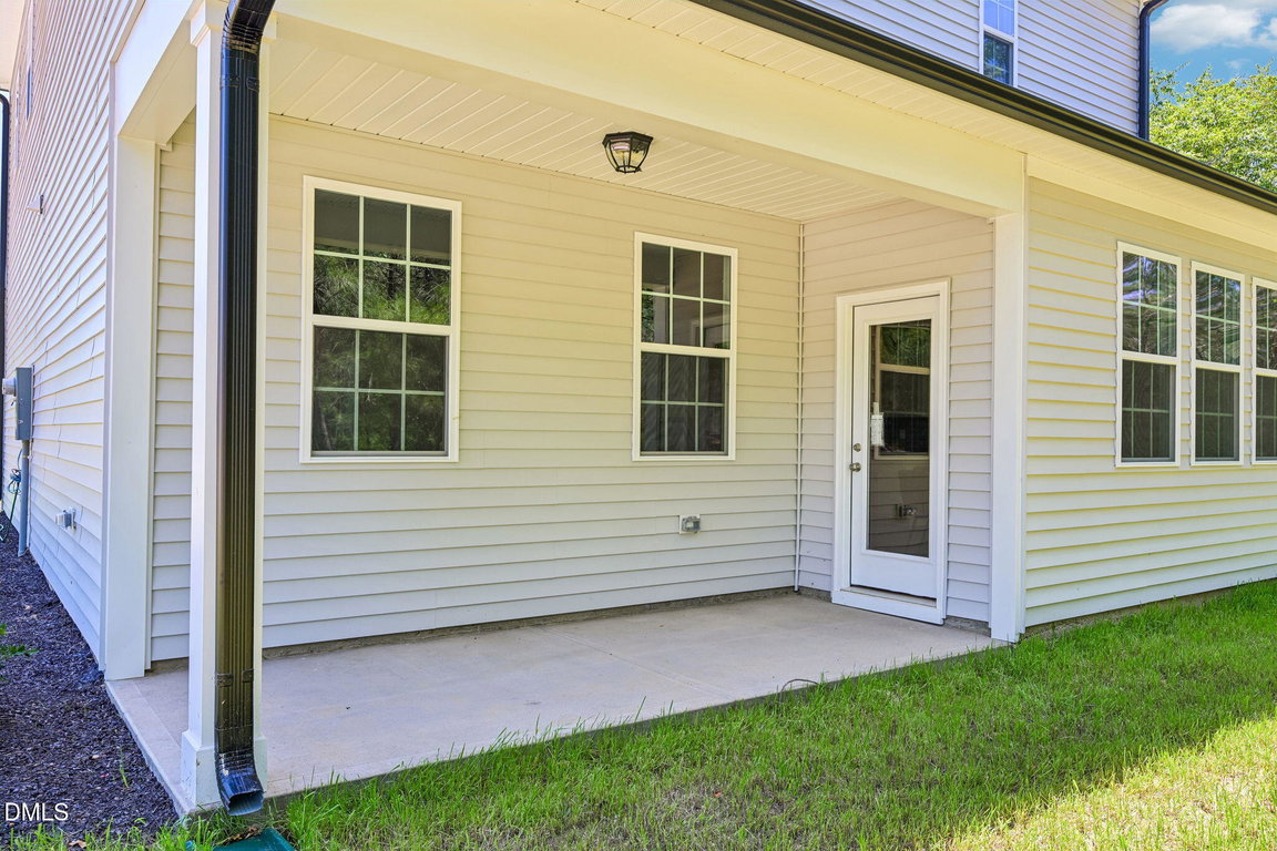 41-web-or-mls-Starlet Ridge Way-S3005-04