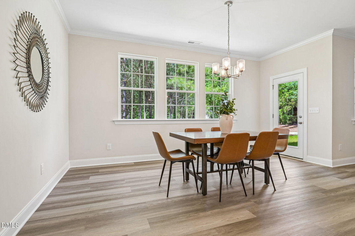 12-web-or-mls-Starlet Ridge Way-S3005-01