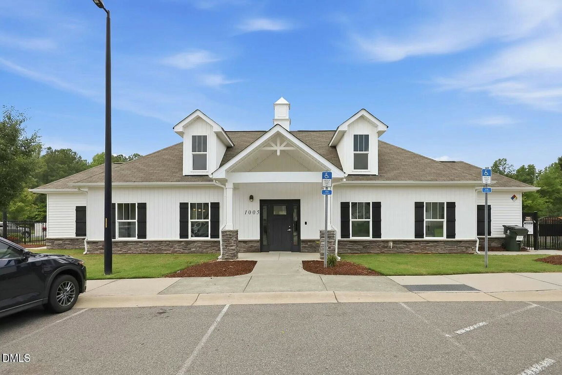 1004 Azimuth Drive — photo 37