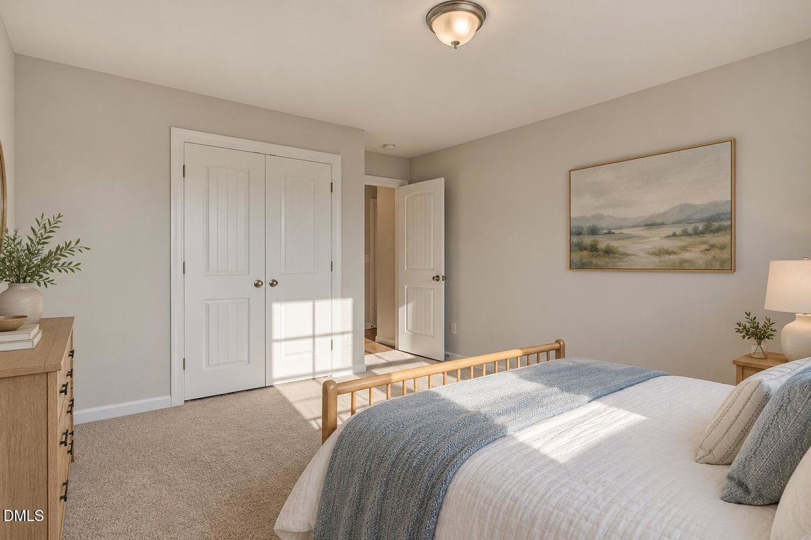 Oak spindle bed in serene secondary bedr