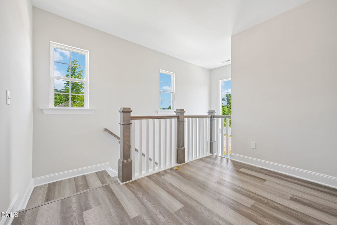 24-web-or-mls-Starlet Ridge Way-S3005-02