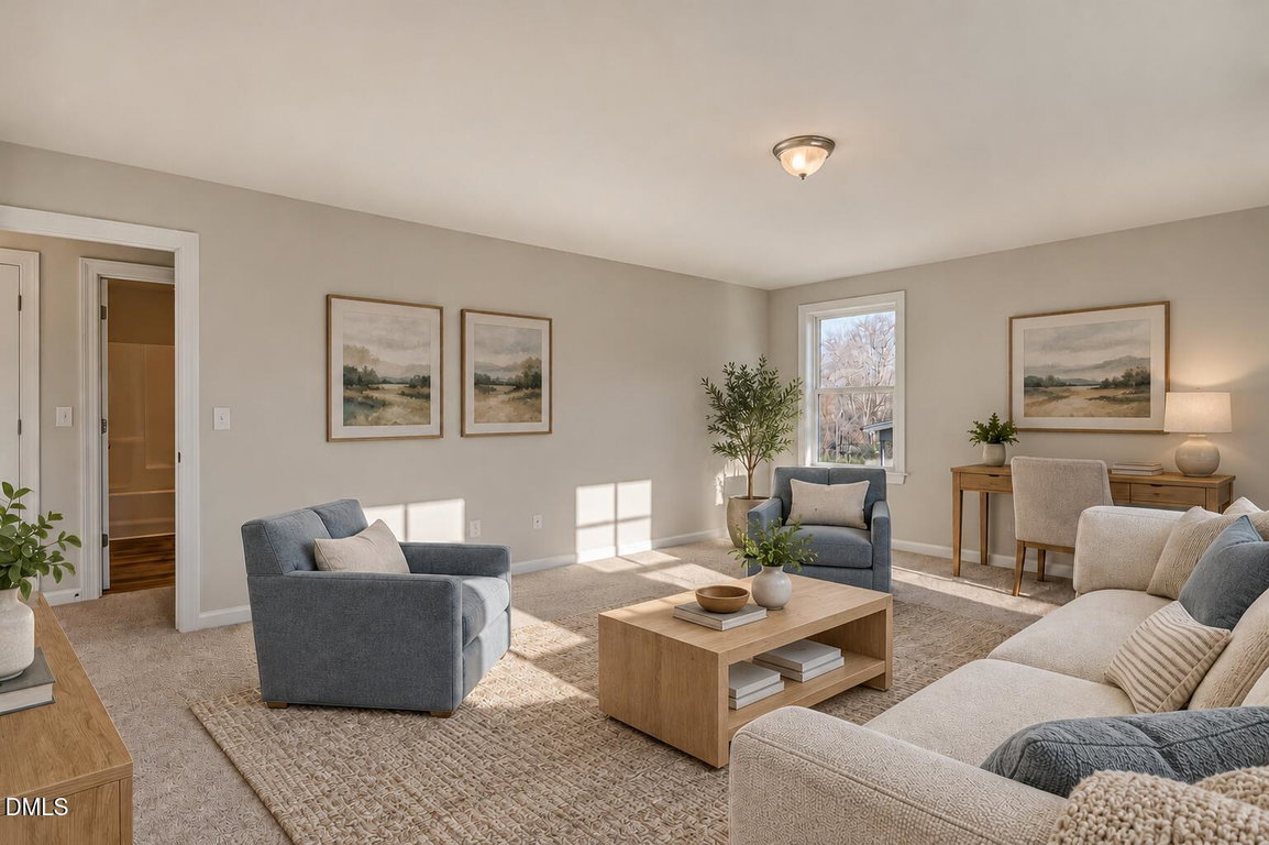 Bonus room with light oak table-19