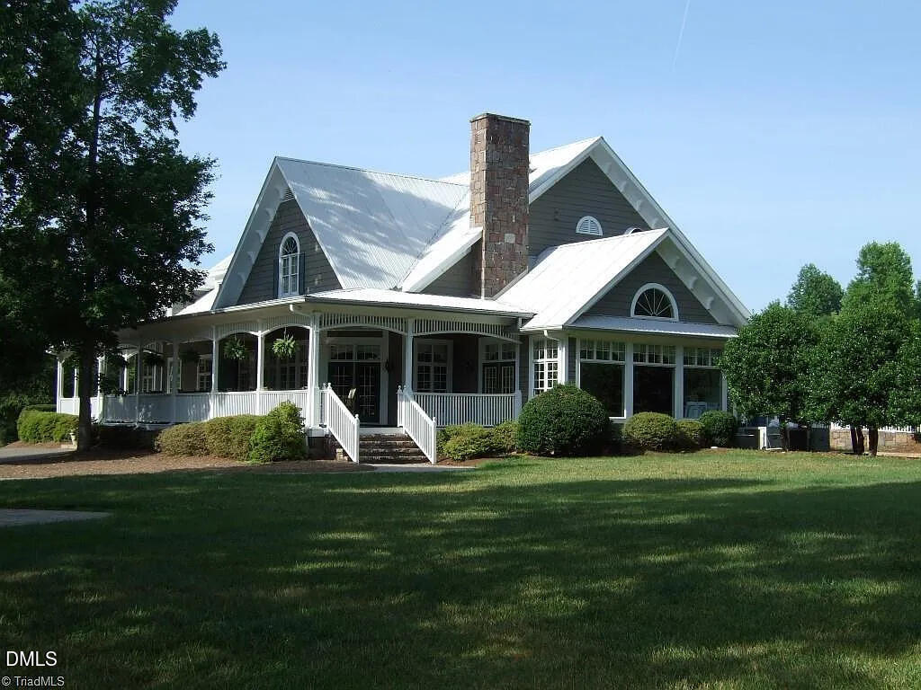 310 Muirfield Court — photo 23