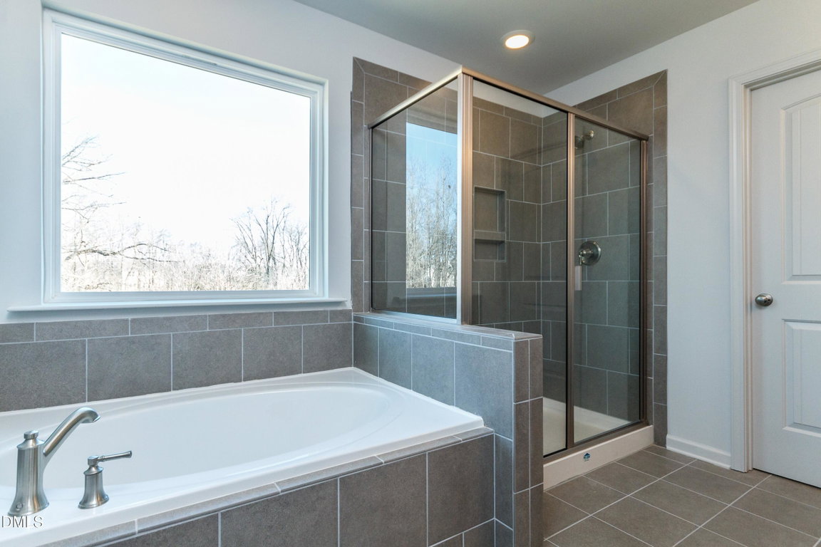 185 Ember Street — photo 12