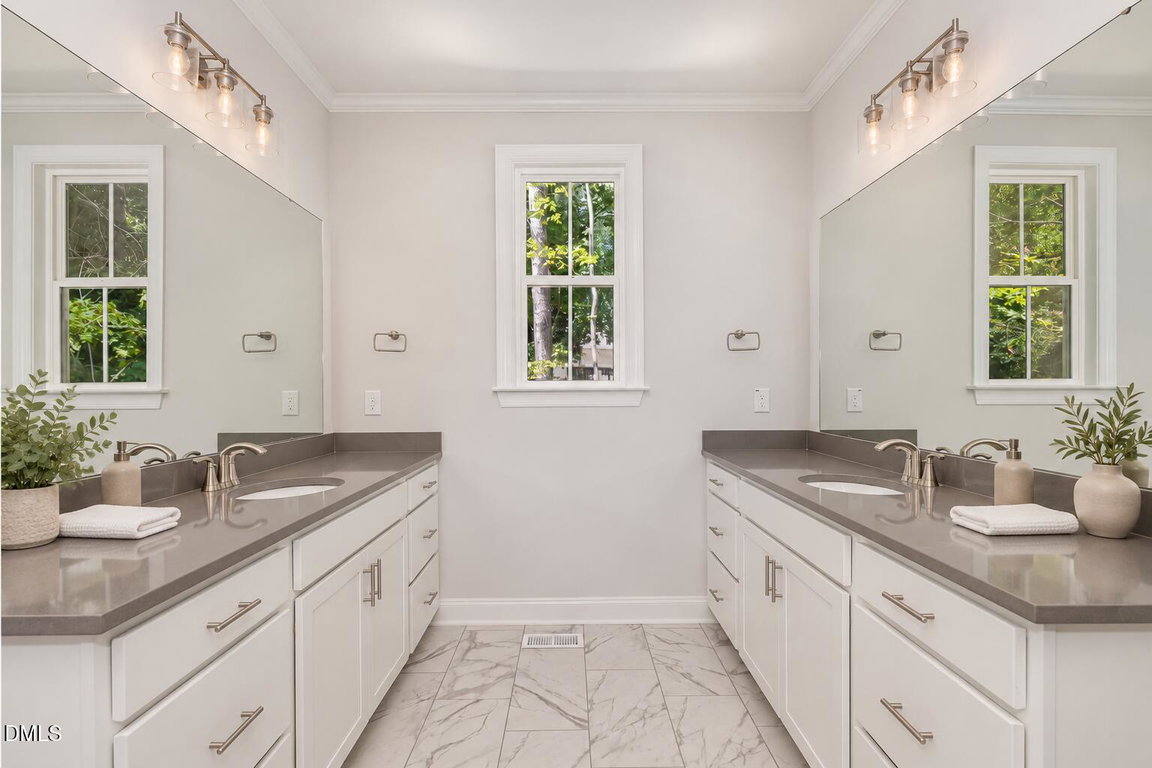310 Muirfield Court — photo 7