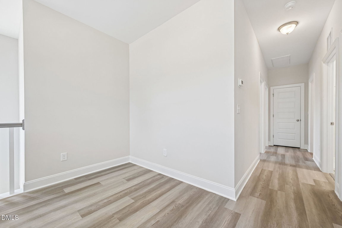 23-web-or-mls-Starlet Ridge Way-S3005-02