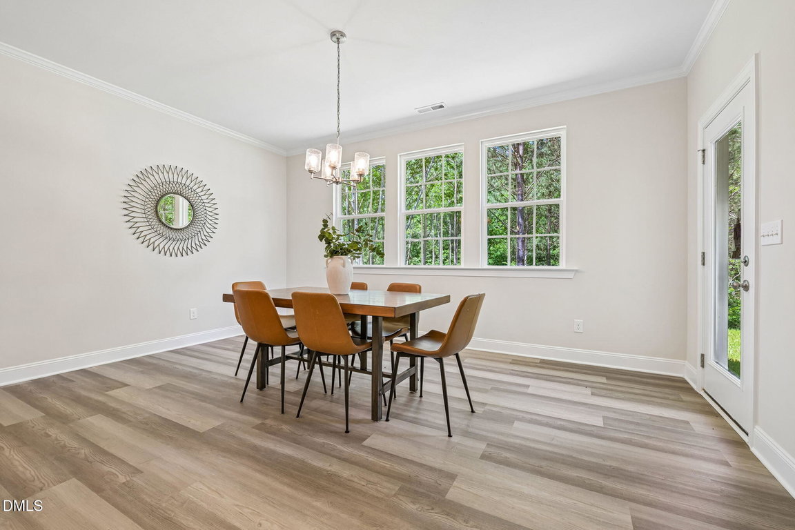11-web-or-mls-Starlet Ridge Way-S3005-01