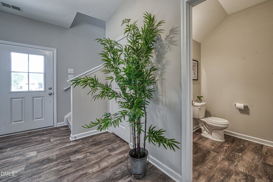 320 Ember Street — photo 7