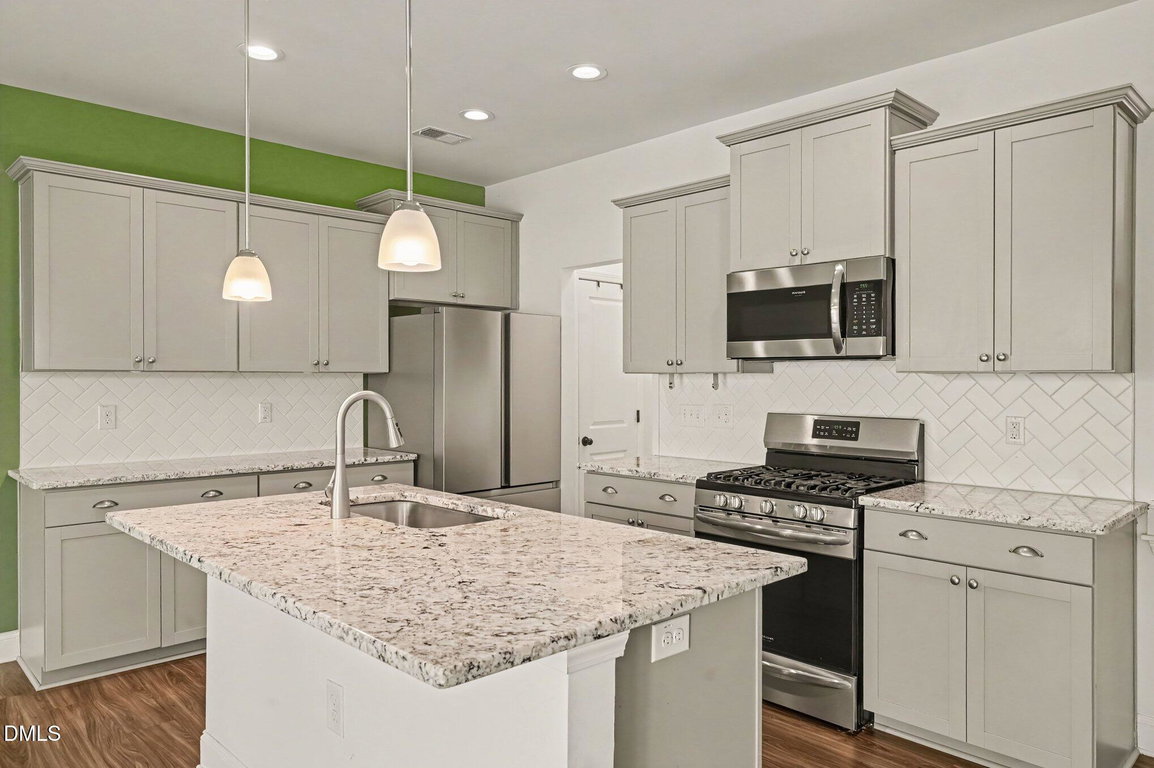 1004 Azimuth Drive — photo 4