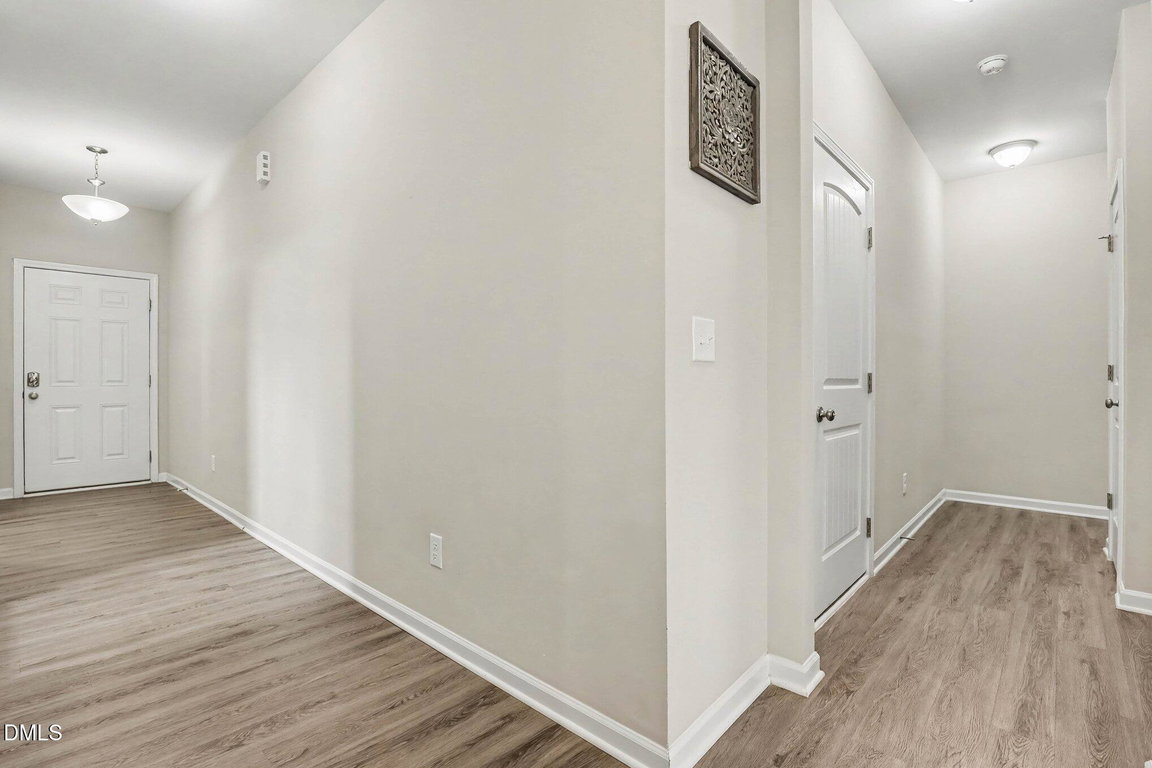 264 Suhani Lane — photo 3