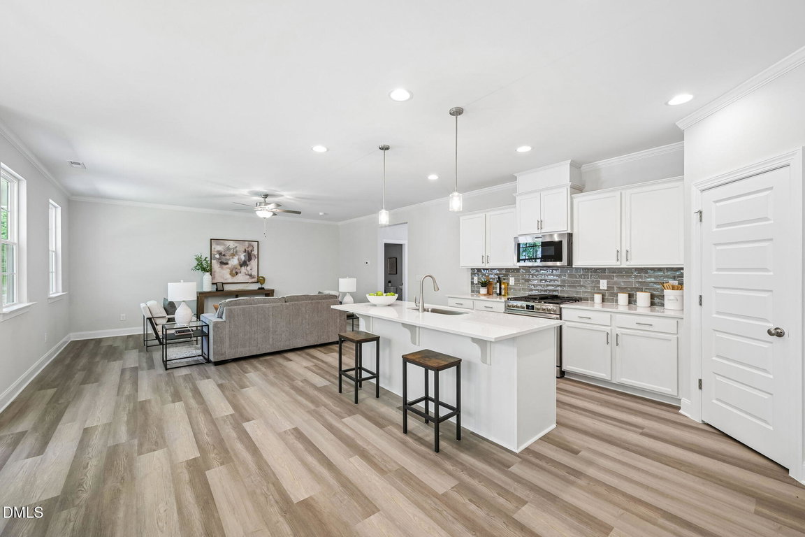 20-web-or-mls-Starlet Ridge Way-S3005-02