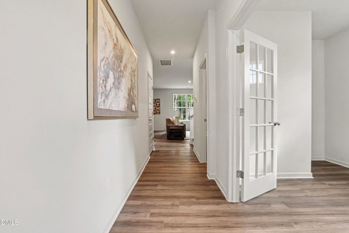185 Ember Street — photo 2