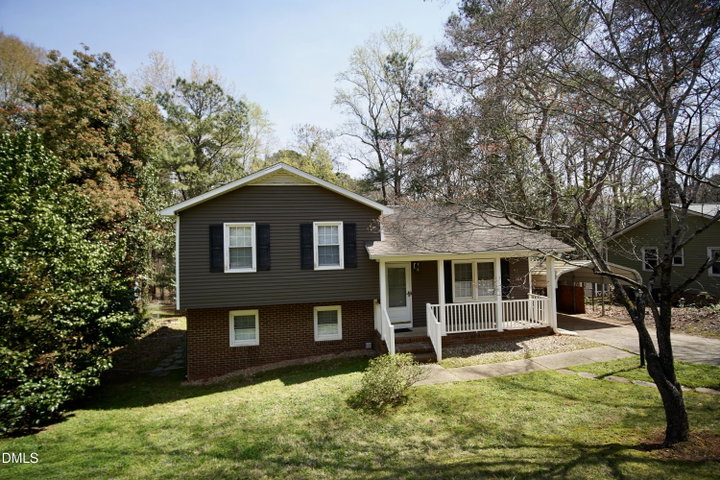 Single Family Residence in Raleigh, NC