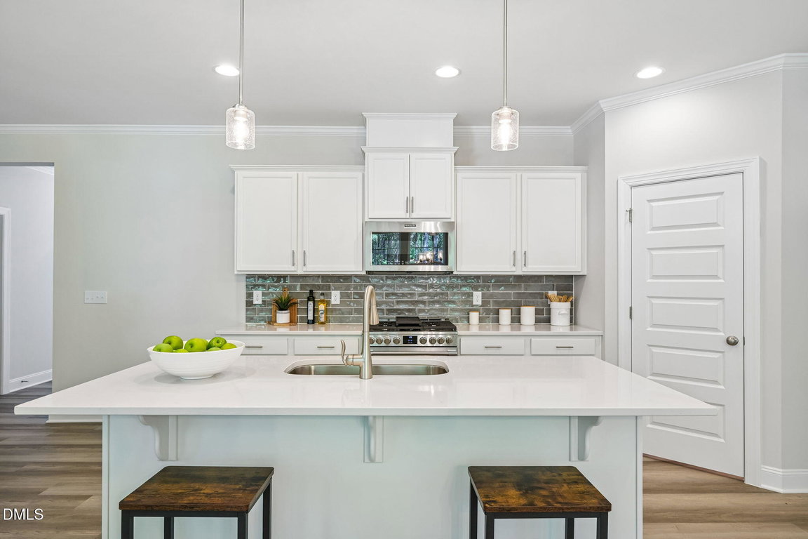 14-web-or-mls-Starlet Ridge Way-S3005-01
