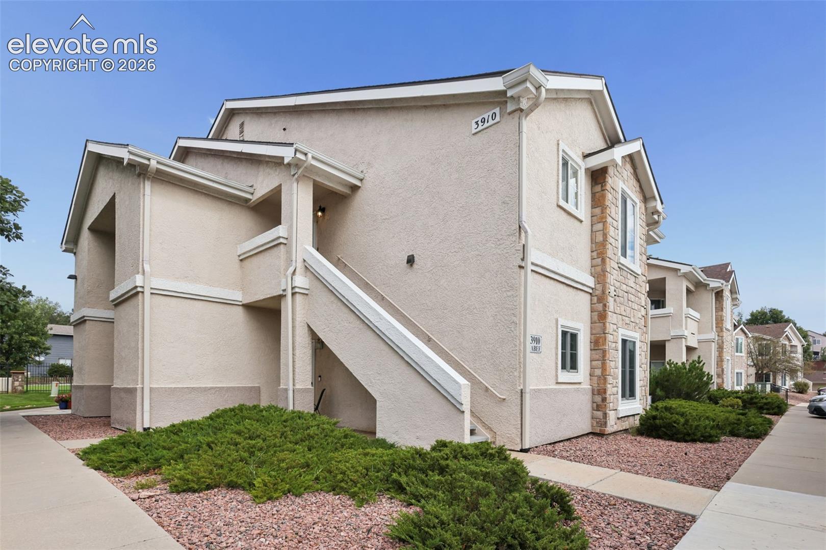 3910 Strawberry Field Grove