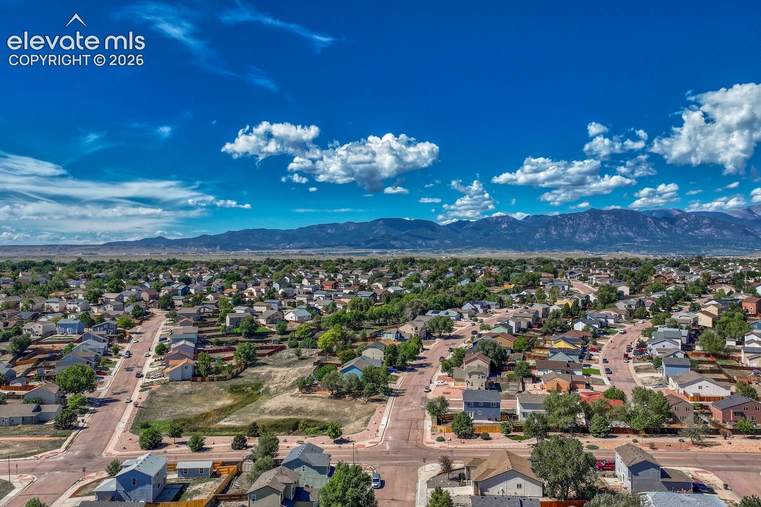 Listing photo 32 for 1120 Lords Hill Drive