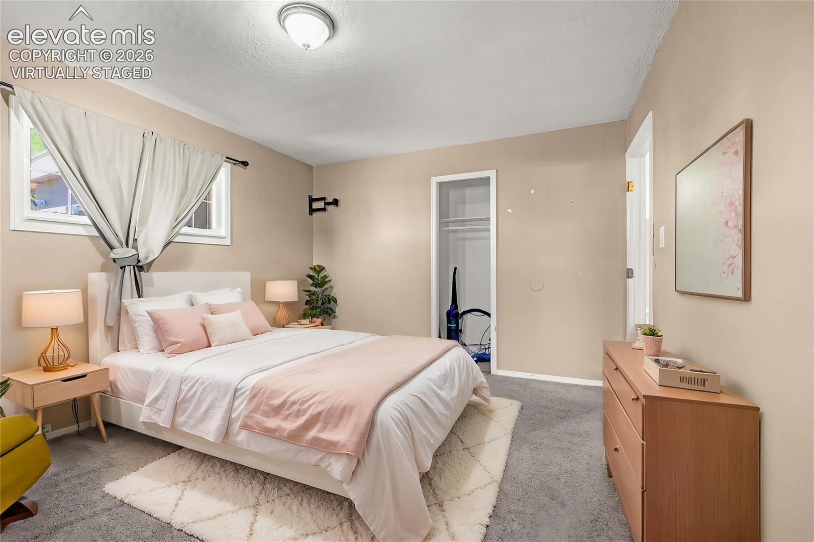 Listing photo 11 for 1933 Hallam Avenue