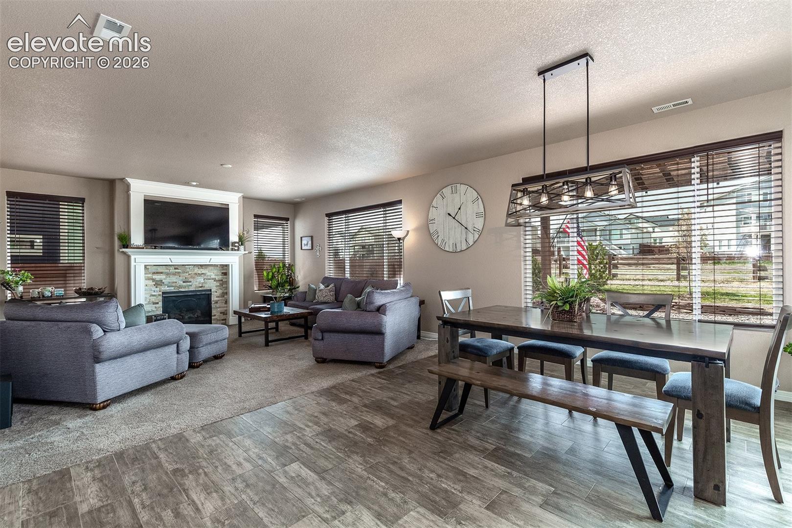 Listing photo 13 for 9652 Emerald Vista Drive