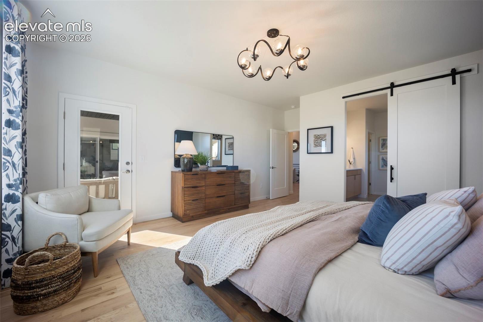 Listing photo 14 for 7725 Desert Wrangler Drive