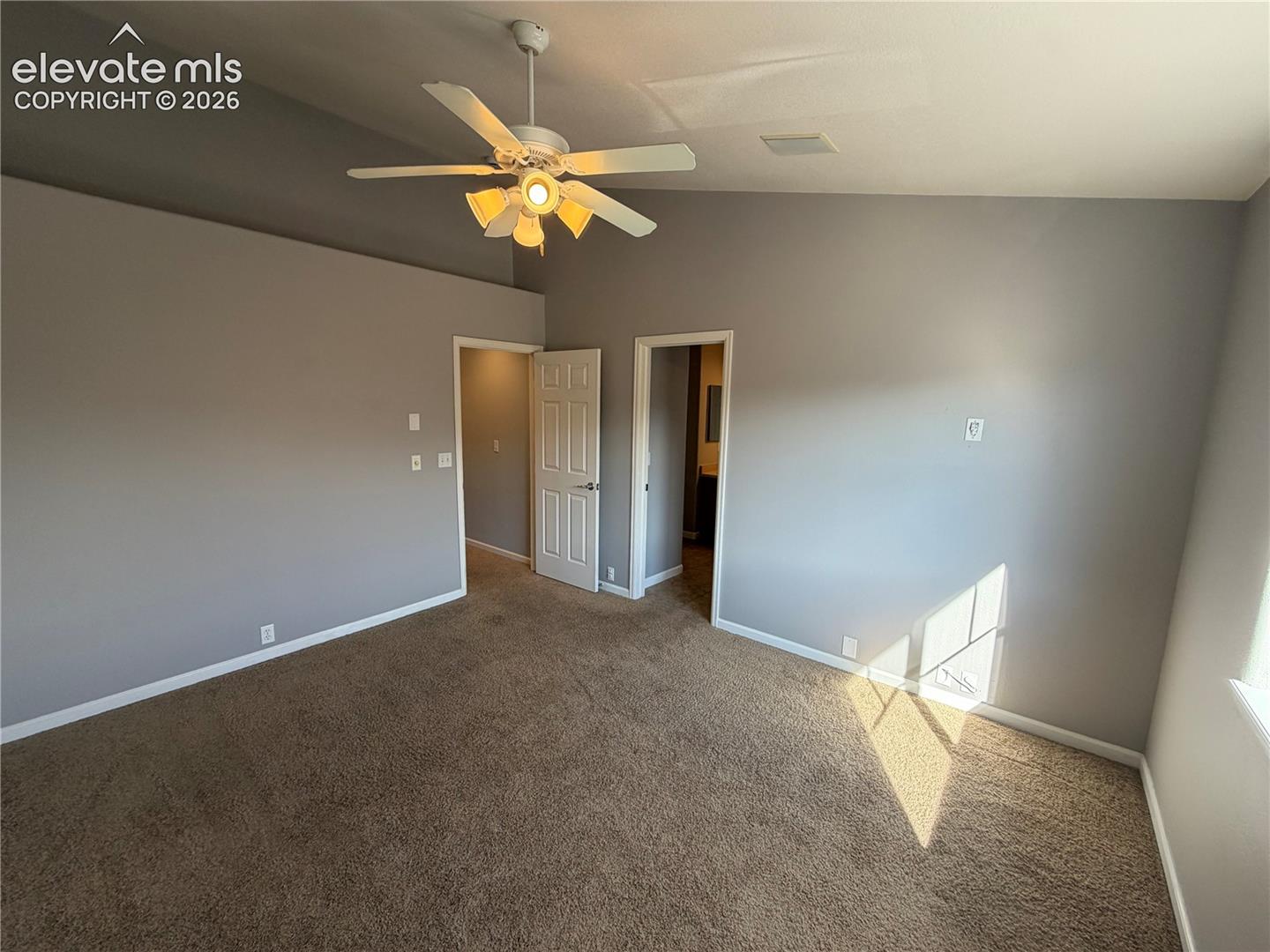 Listing photo 8 for 1287 Walters Point