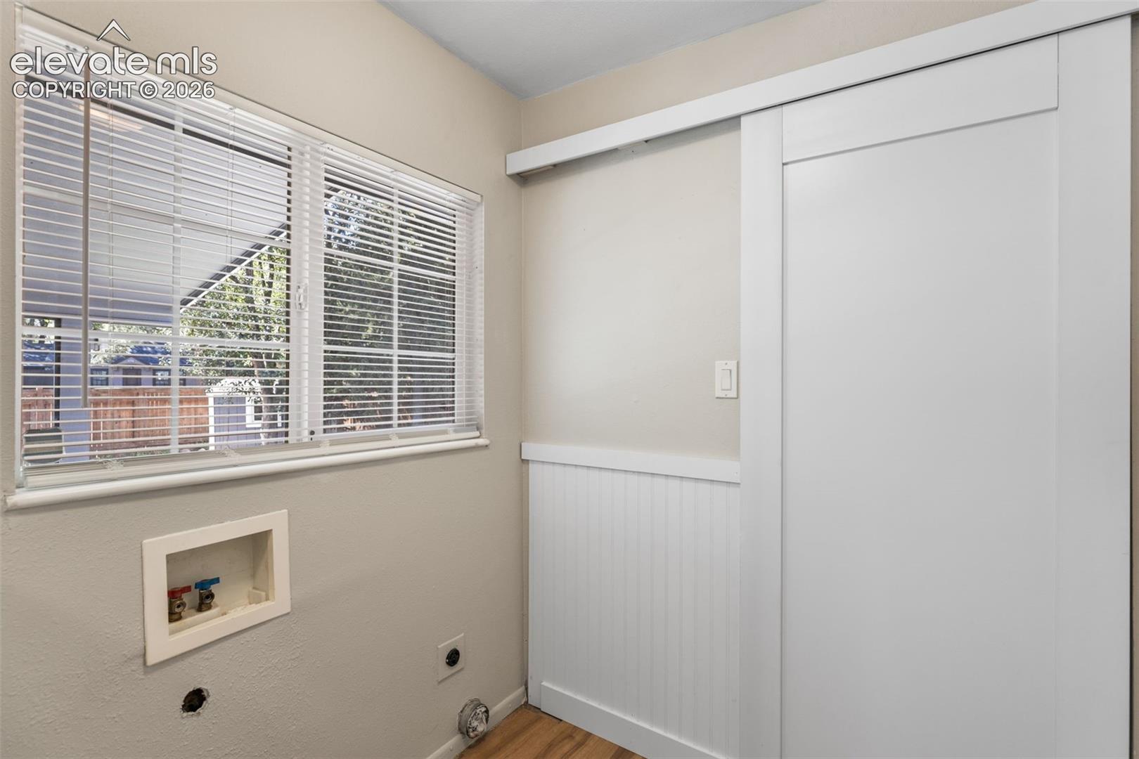Listing photo 9 for 509 W Cheyenne Road