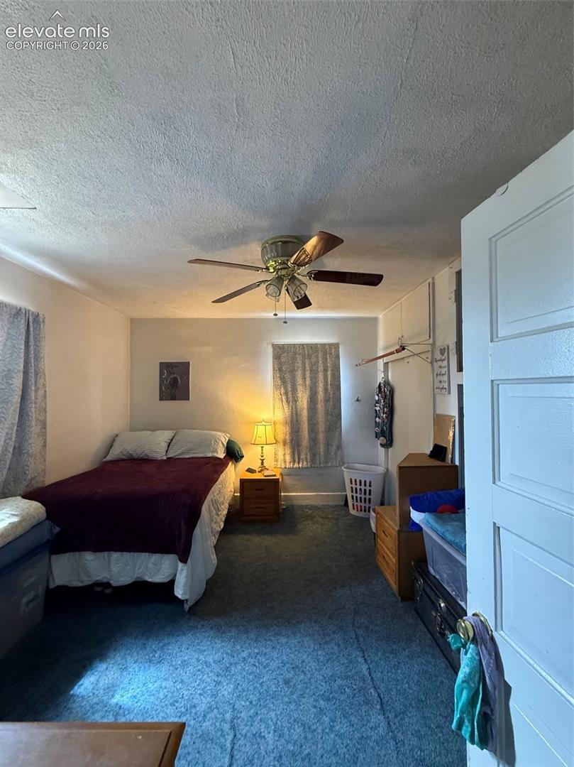 Listing photo 11 for 21064 Kelly Street