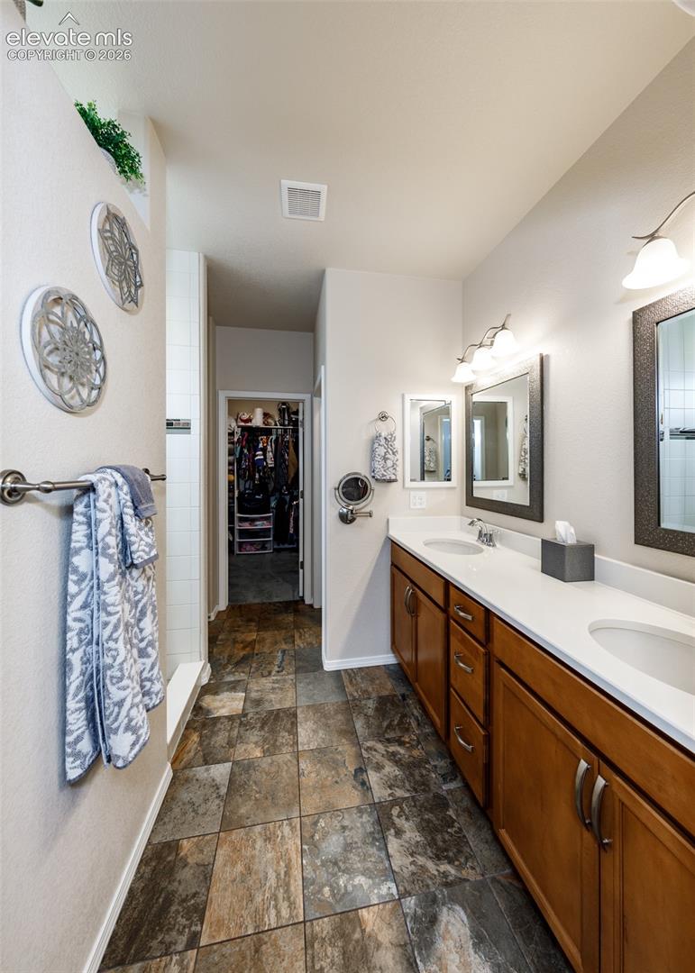Listing photo 22 for 12931 Stone Valley Drive
