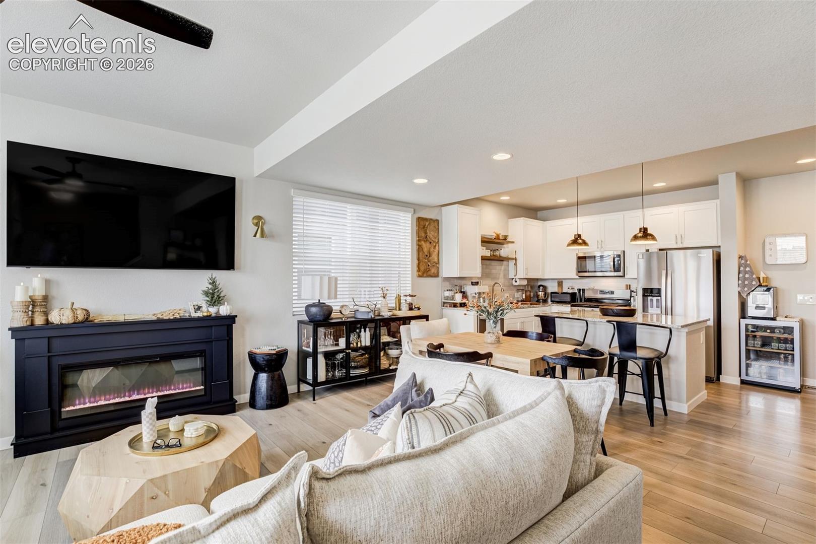 Listing photo 7 for 3635 Levy Park Drive