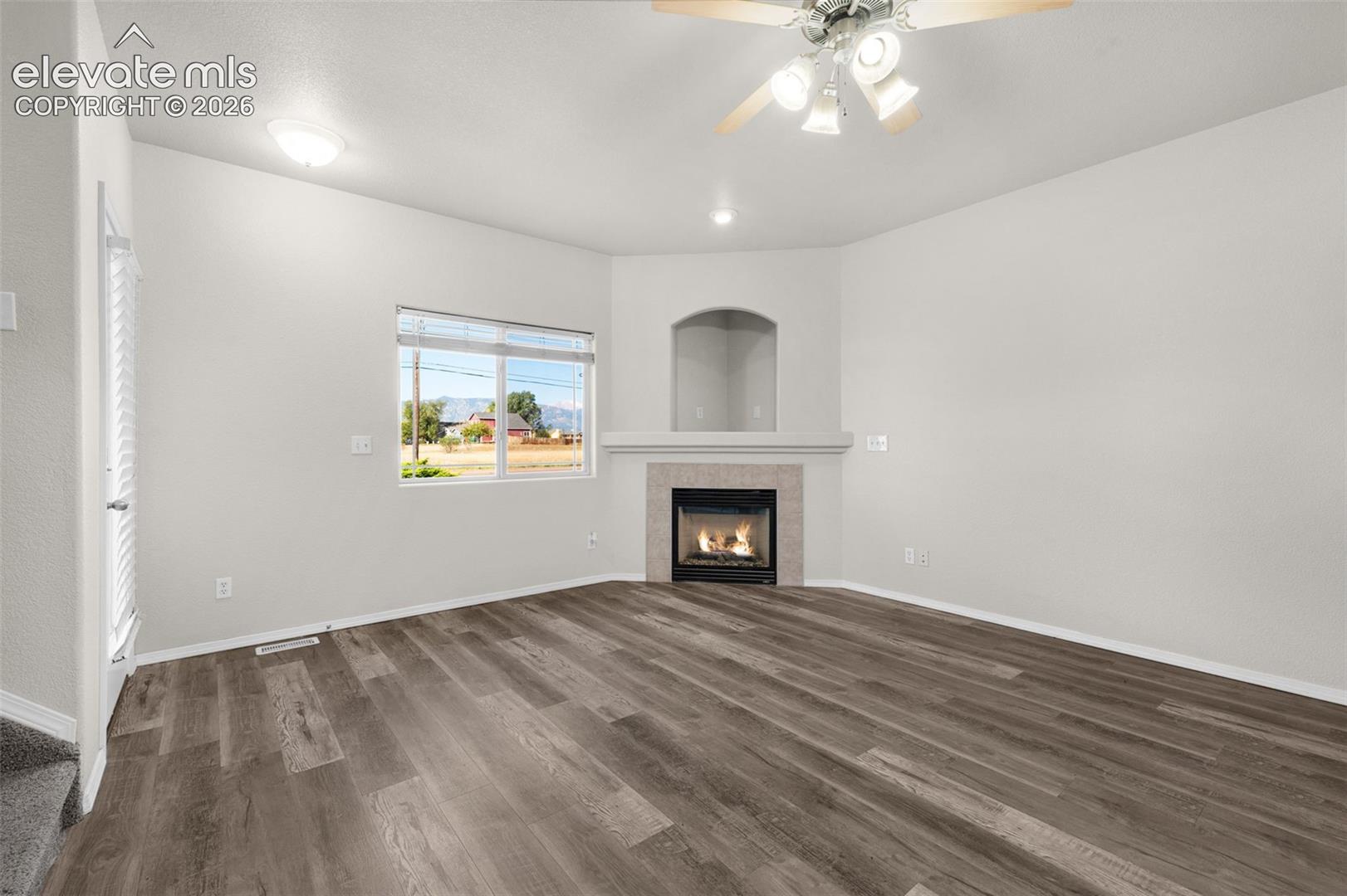 Listing photo 13 for 1034 Fountain Mesa Drive
