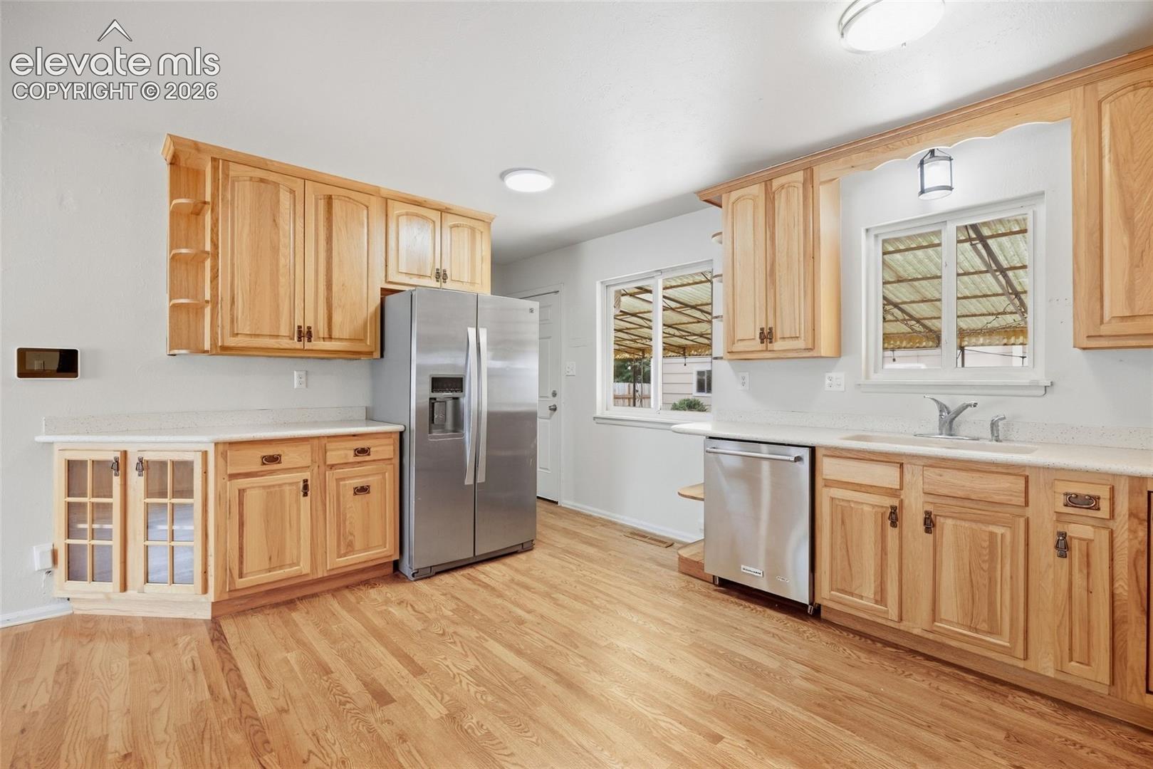 Listing photo 2 for 2826 Jon Street