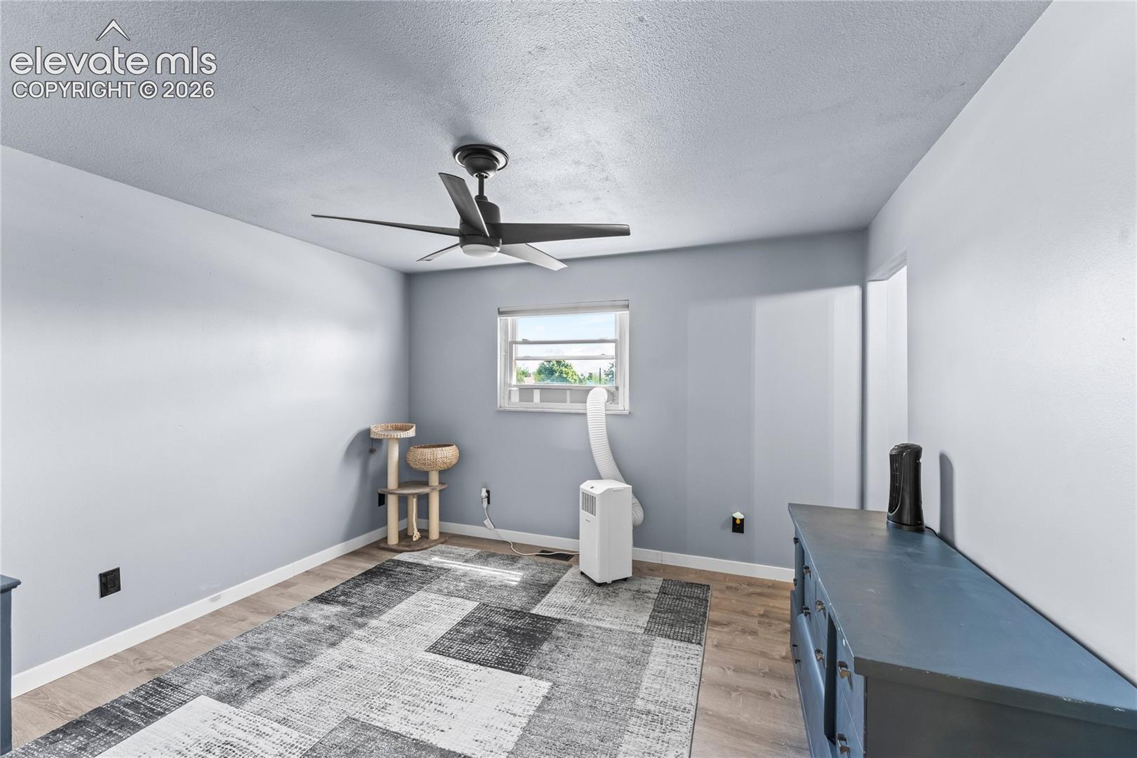 Listing photo 21 for 22 Heatherwood Lane