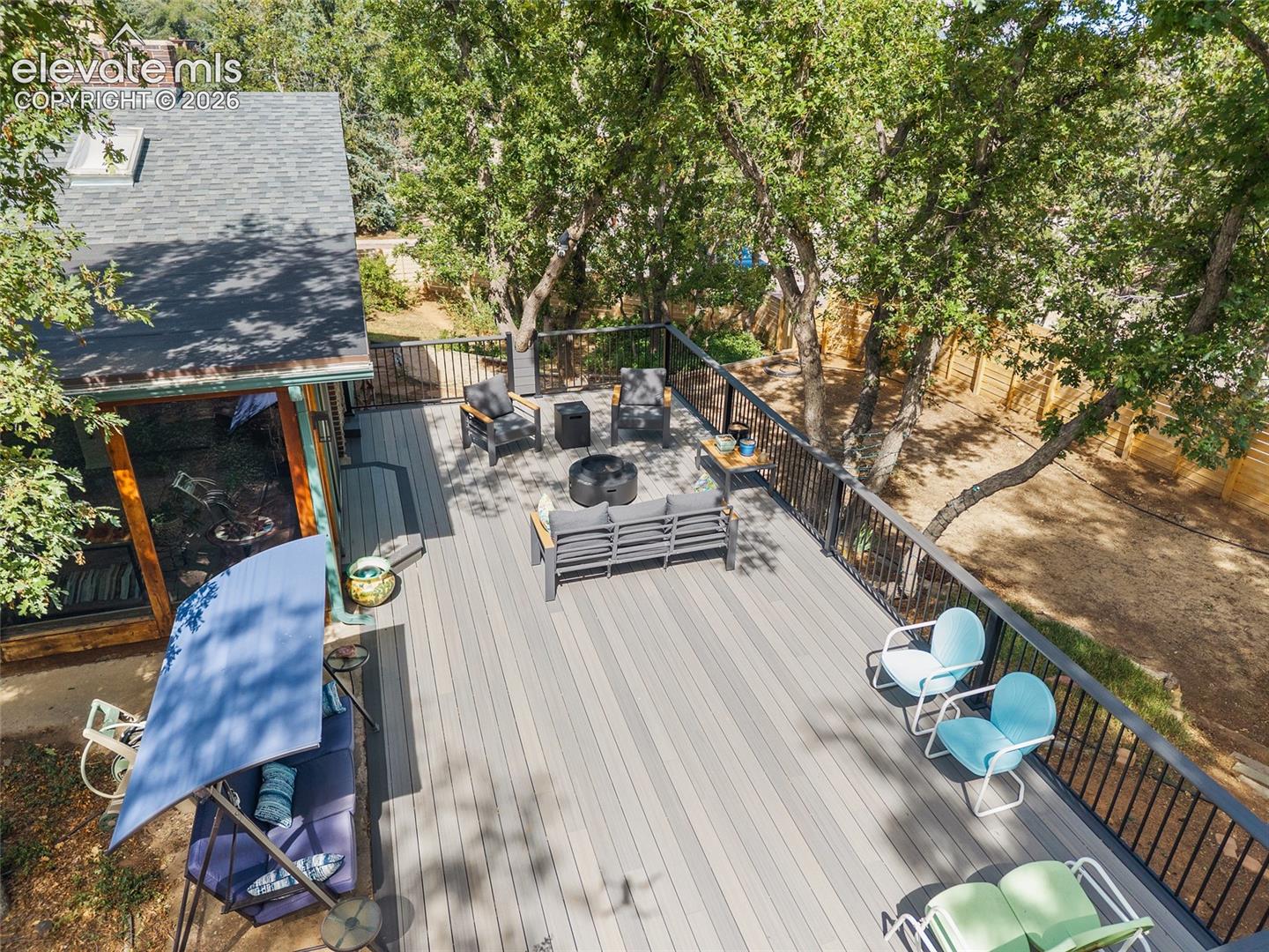 2201 Hercules Drive, photo 33
