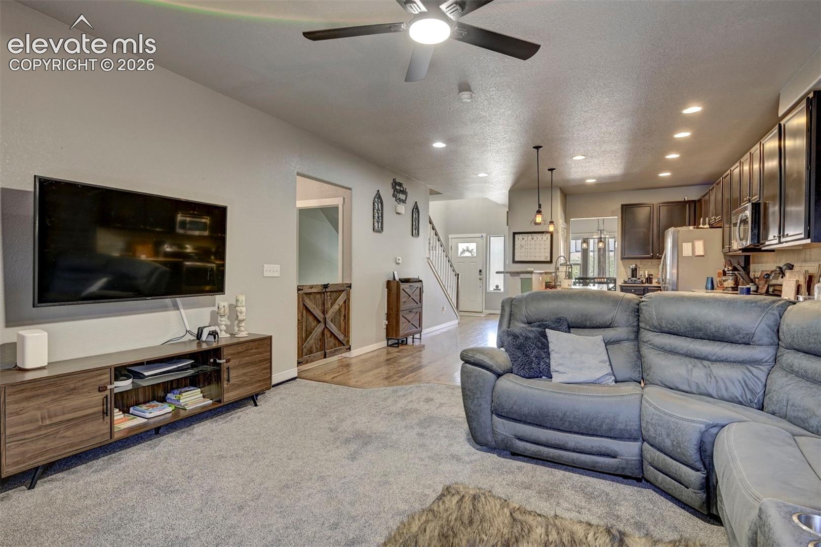 Listing photo 17 for 9428 Torecco Court