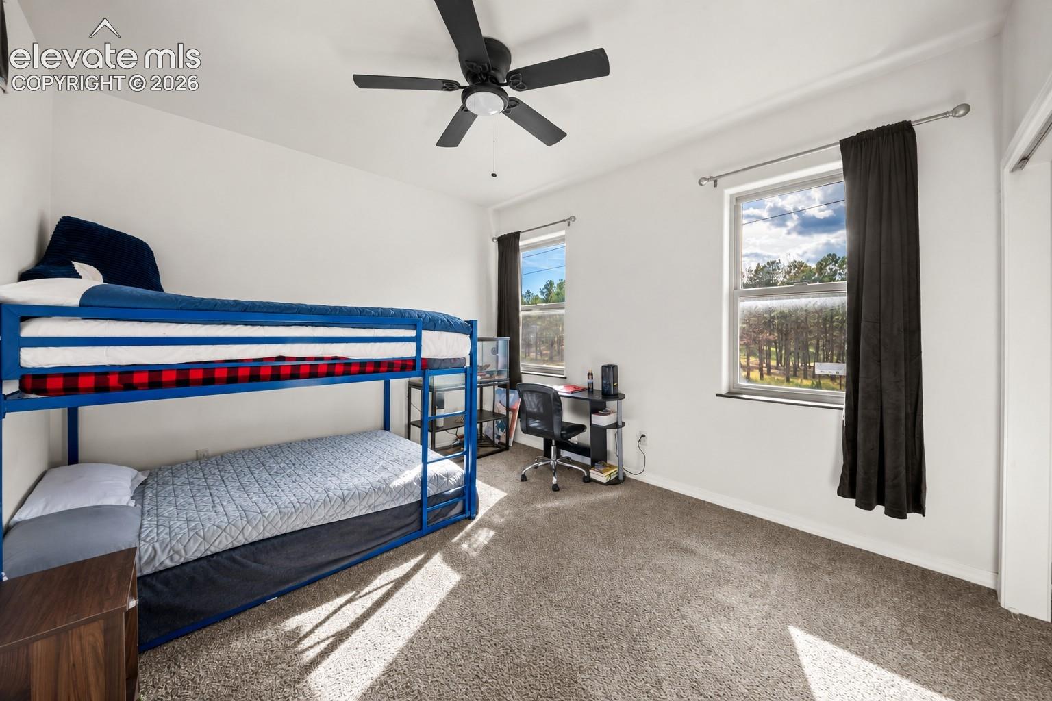 Listing photo 18 for 701 Valley View Drive