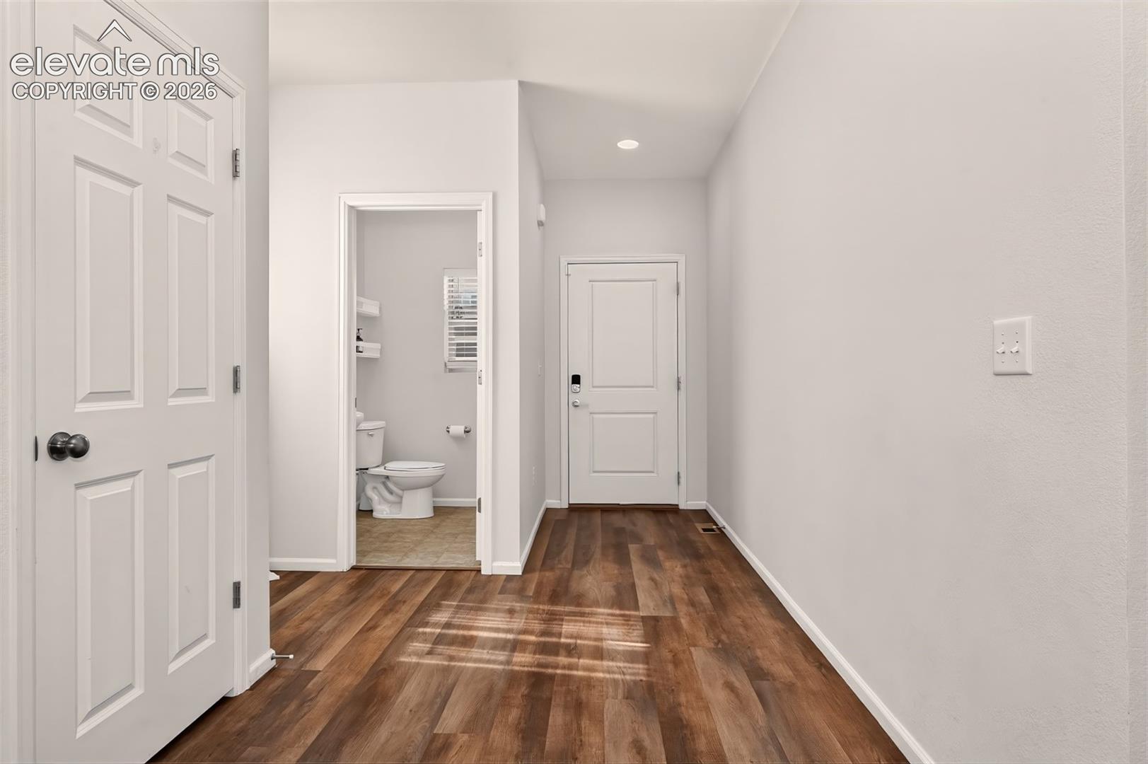 Listing photo 5 for 6315 Kildare Drive