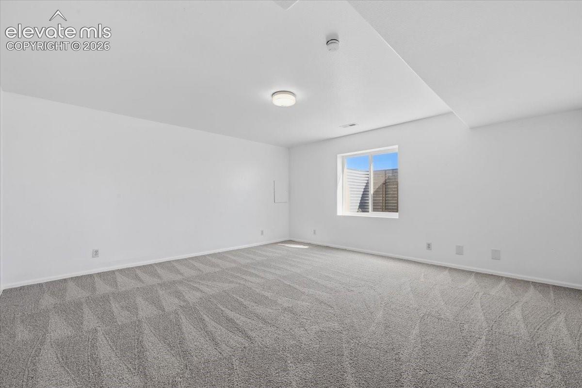 Listing photo 20 for 676 E Heron Drive