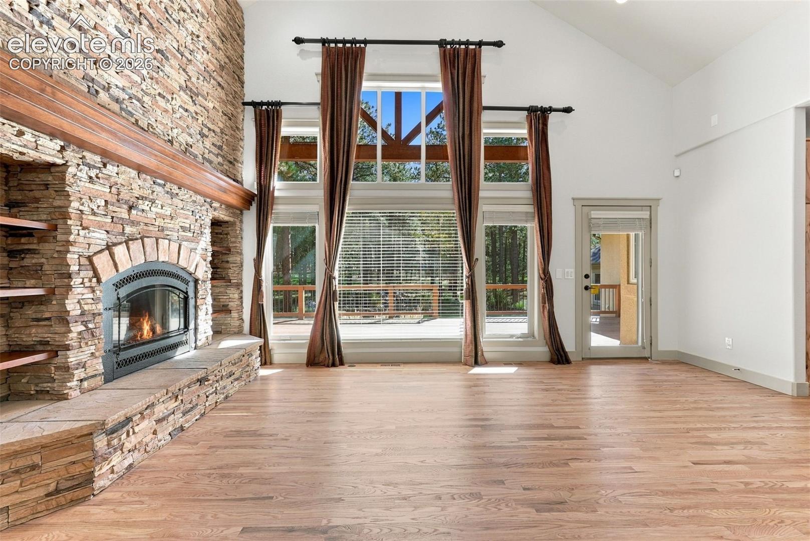 Listing photo 8 for 18825 Pagentry Place