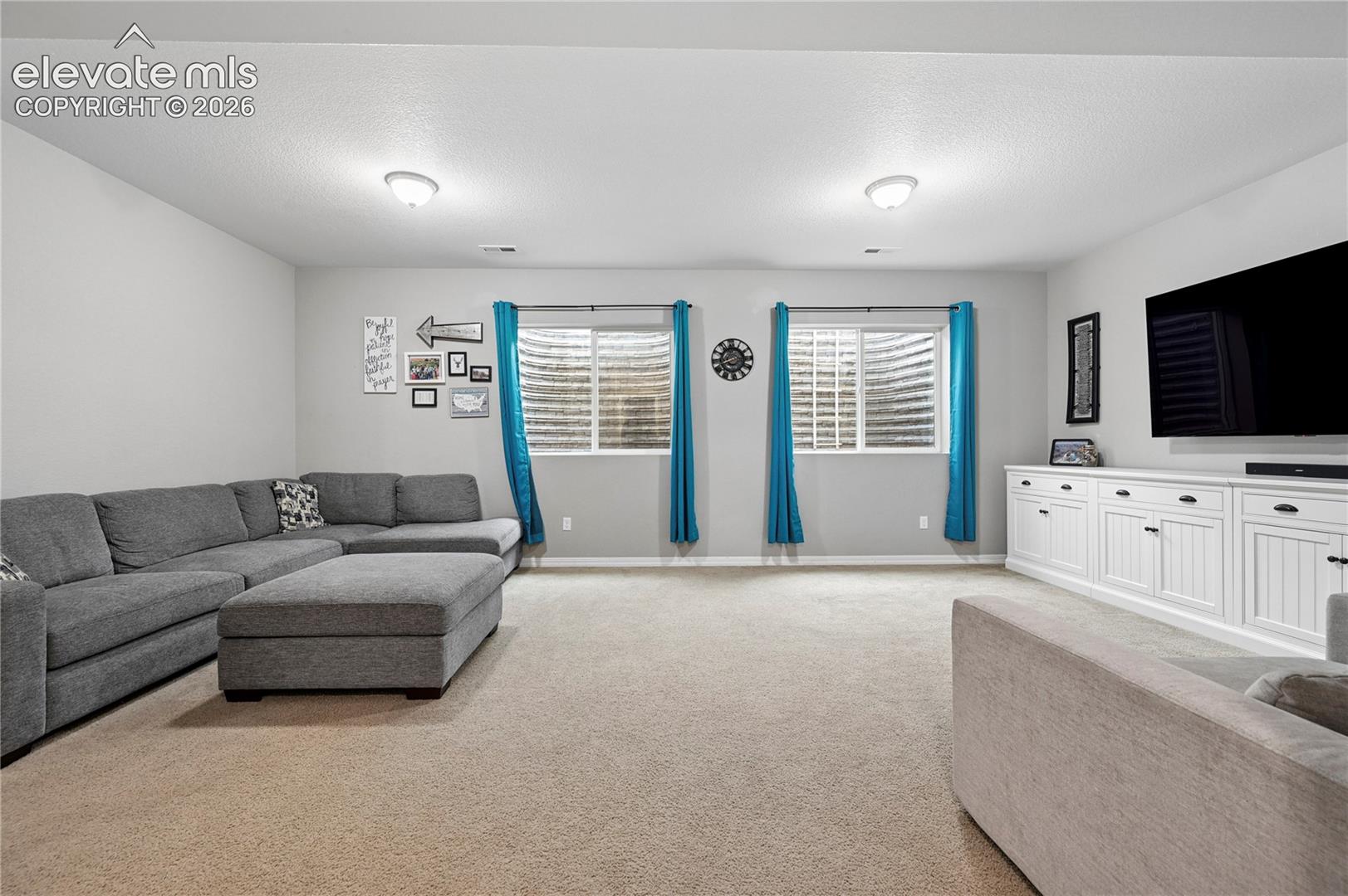 Listing photo 38 for 10637 Echo Canyon Drive