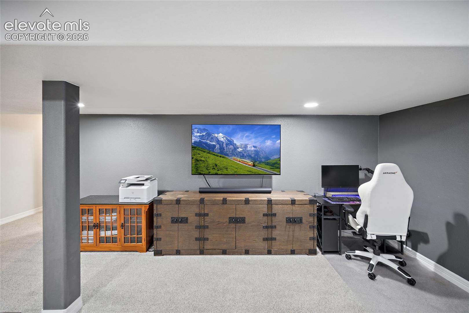 Listing photo 30 for 9790 Vistas Park Drive