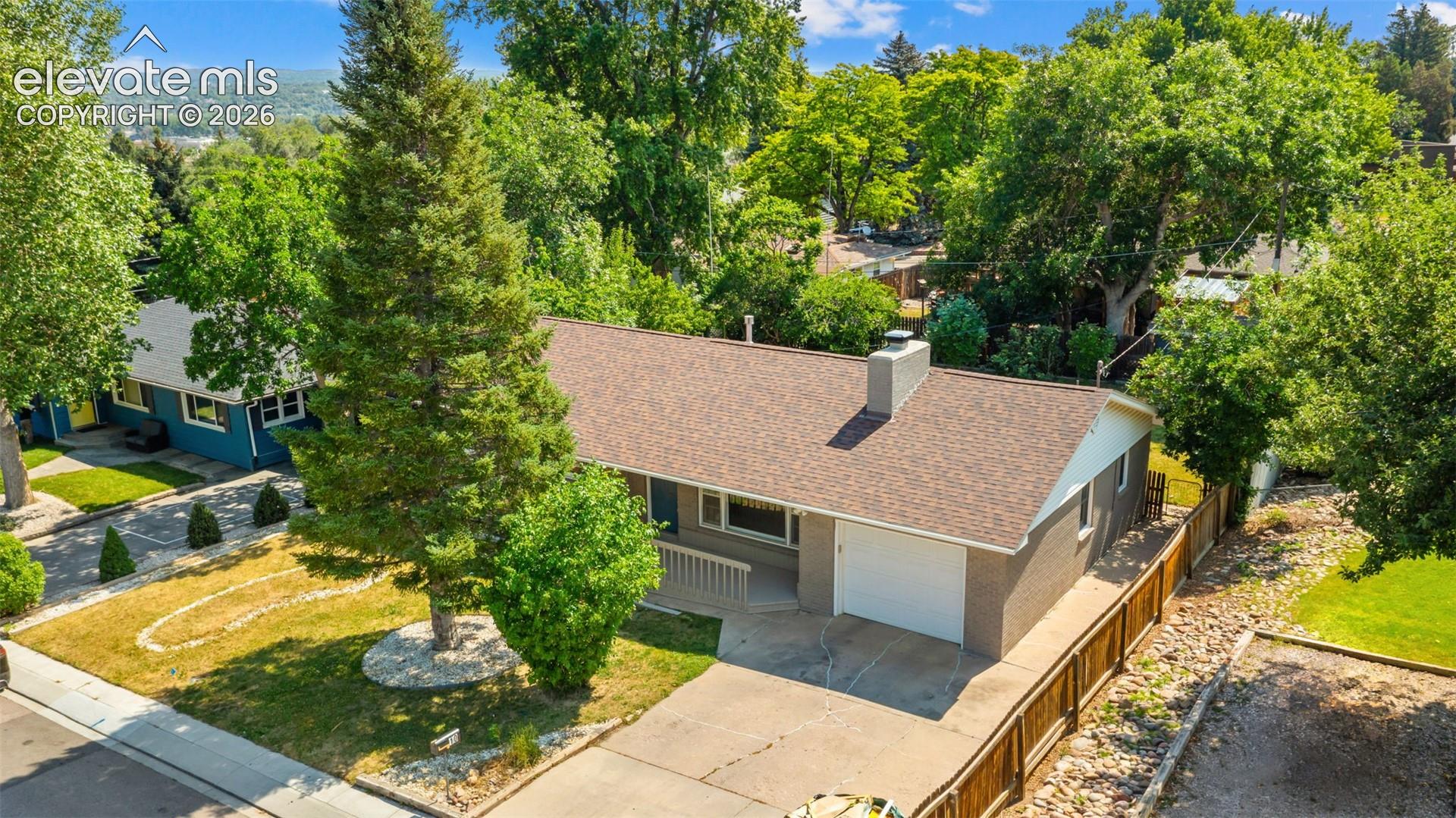 10 El Sereno Drive