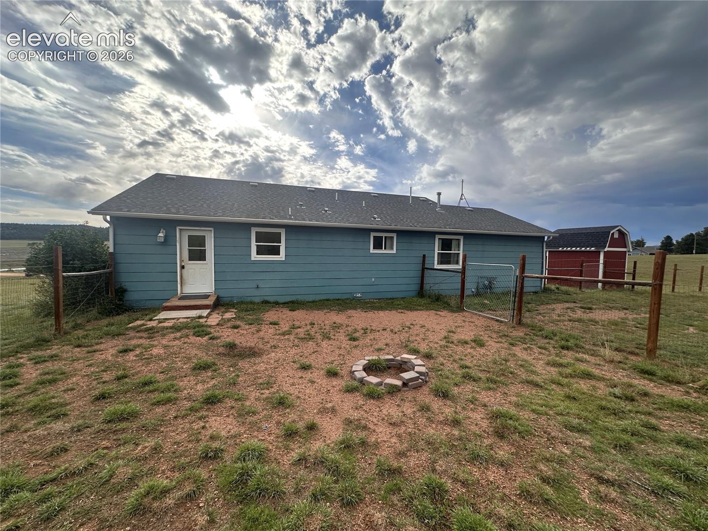 Listing photo 10 for 406 High Pasture Road