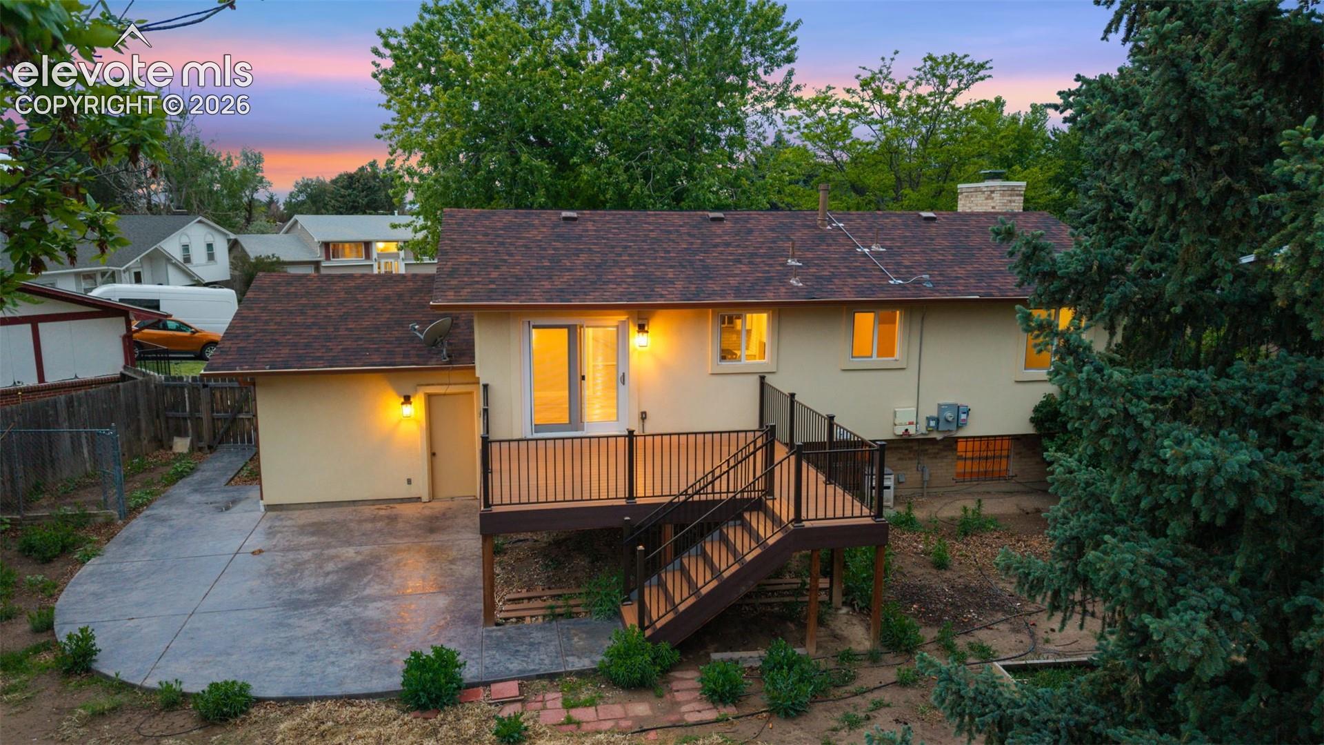 Listing photo 4 for 6973 Roaring Spring Avenue
