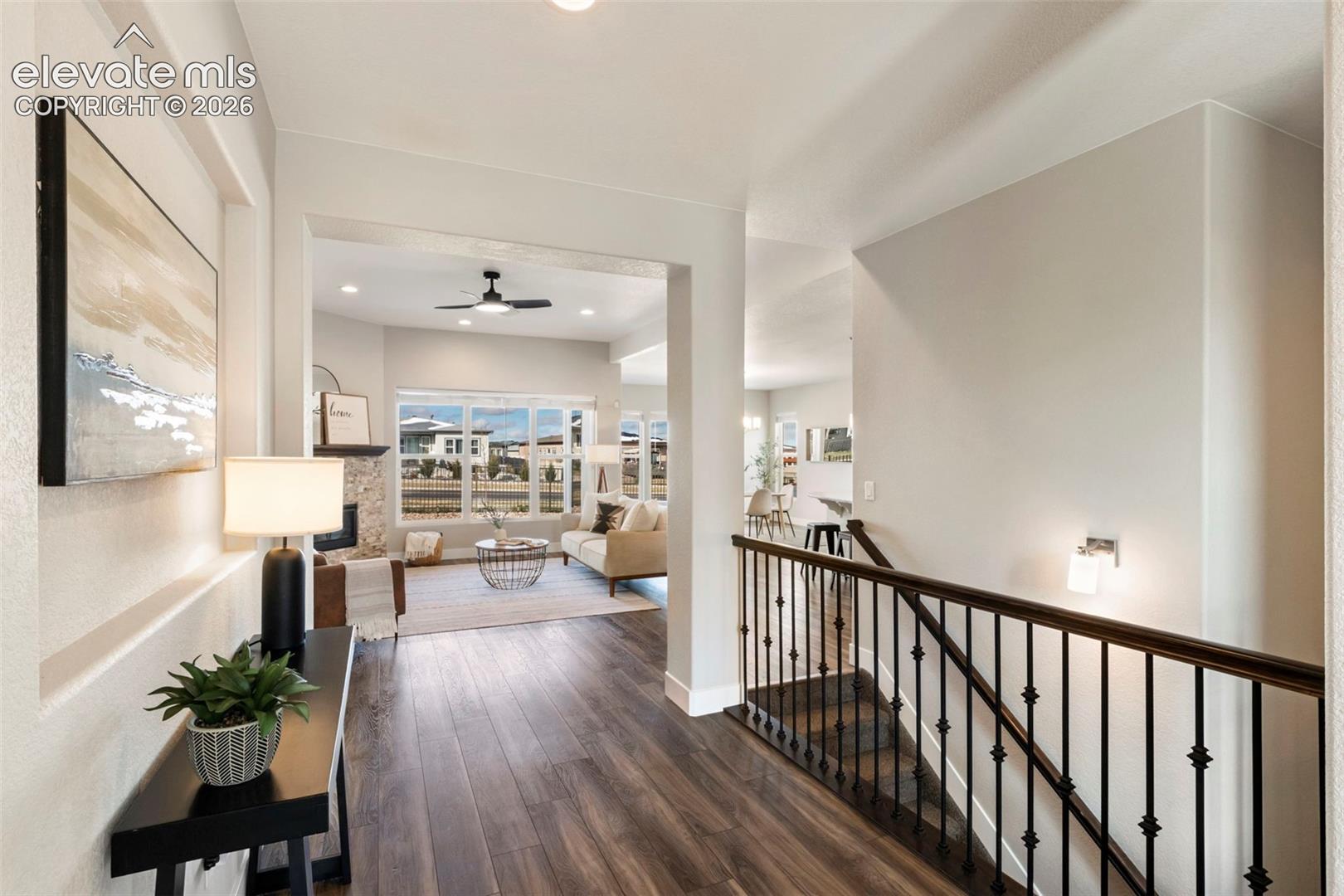 Listing photo 5 for 9833 Marble Canyon Way