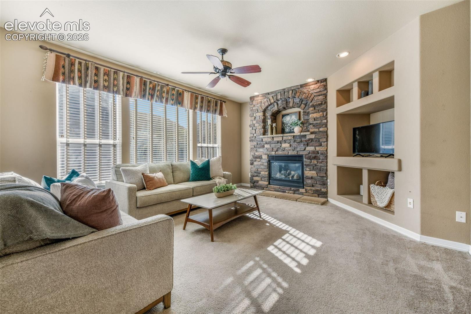 Listing photo 8 for 13867 Antelope Pass Place