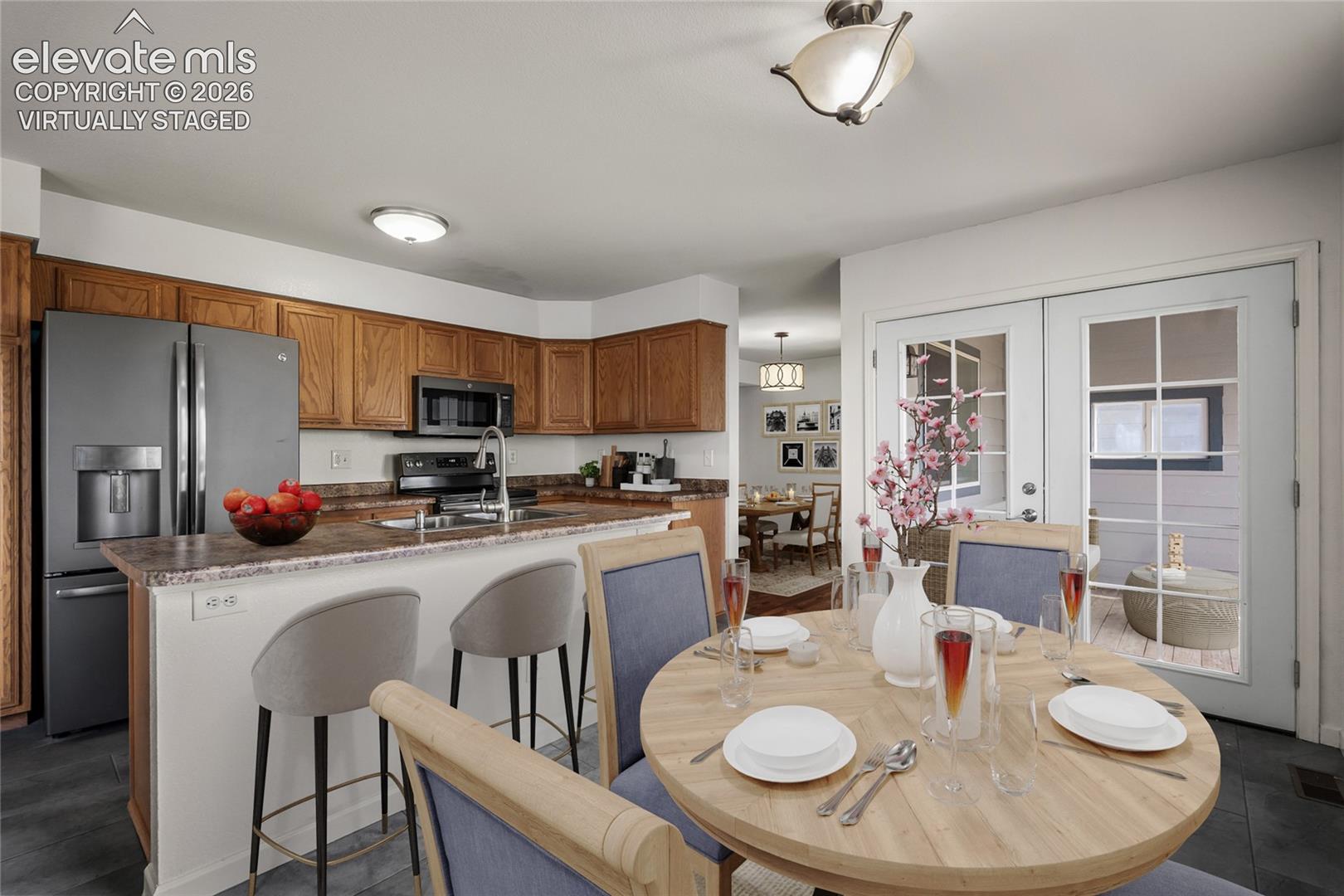 Listing photo 10 for 7477 Theresa Drive