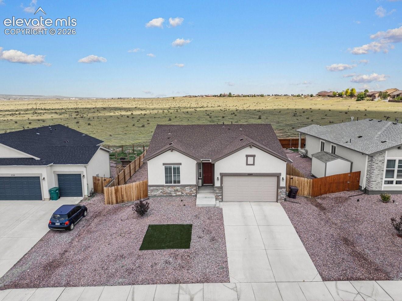 Listing photo 23 for 2209 Sunrise Lane
