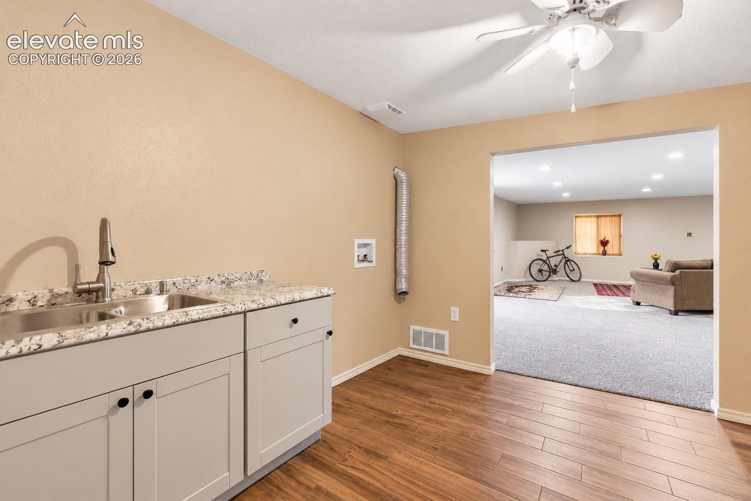 Listing photo 24 for 11689 Allendale Drive