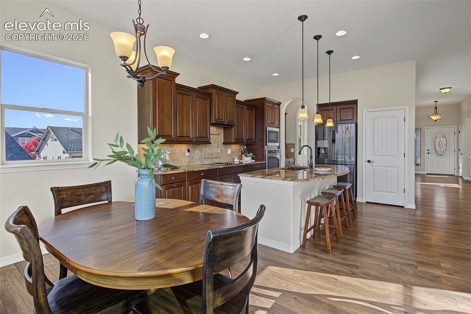 Listing photo 6 for 15621 Lake Mist Drive